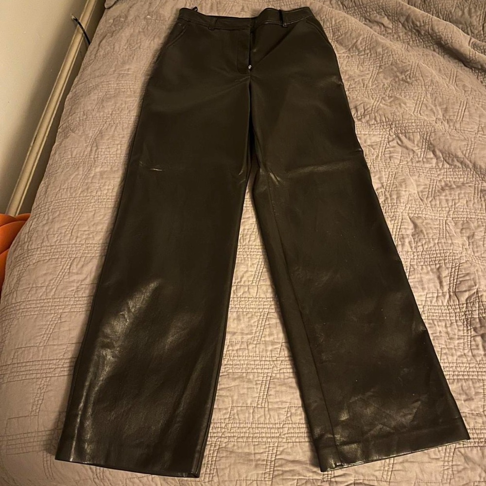 Aritzia Agency Pant